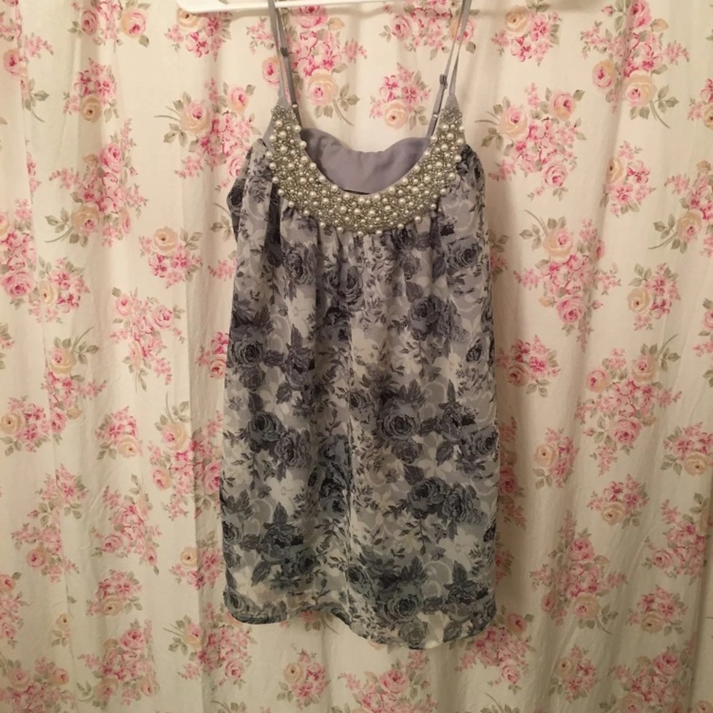 Pearl rose tank top